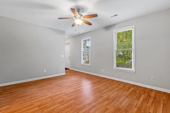 Building Photo - NW - Desirable Irving Park Two Story Home,...