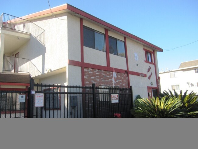 Foto del edificio - 13407 Kornblum Ave