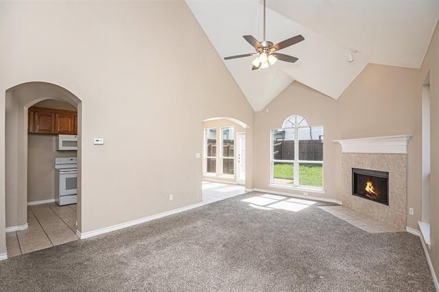 Foto del edificio - 4018 Cottage Park Ct