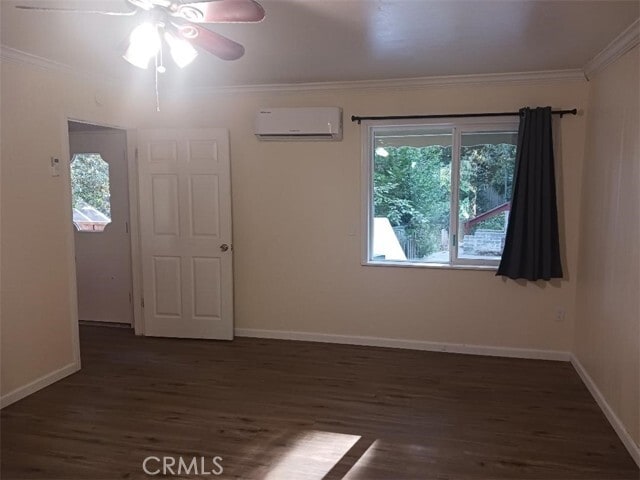 Foto del edificio - 23304 Crest Forest Dr