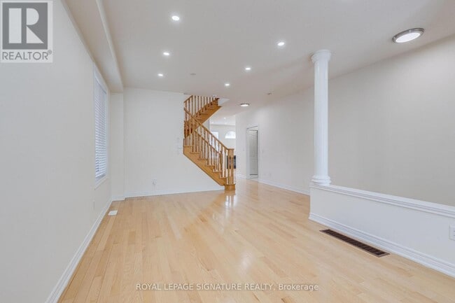 Photo du bâtiment - 39 Hermitage Blvd