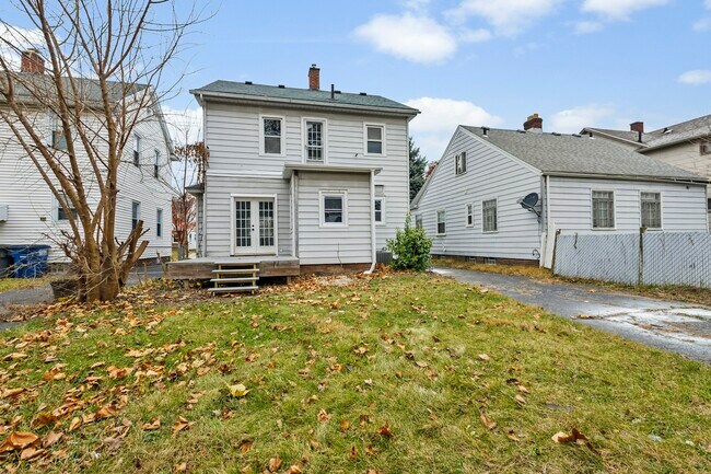 Foto del edificio - 1369 Wildwood Rd