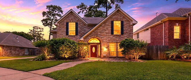 Foto del edificio - 9222 Symphonic Ln