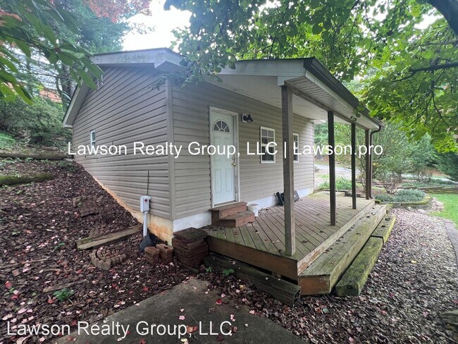 Foto del edificio - 4 br, 2 bath House - 4160 Woodvale Dr.