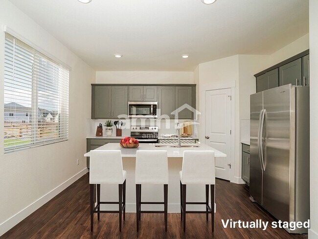Building Photo - 3951 Ryedale Way