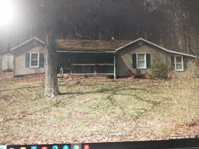 Primary Photo - 444 Manor Ave