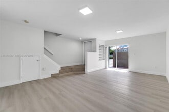 Building Photo - 6514 SW 128th Pl