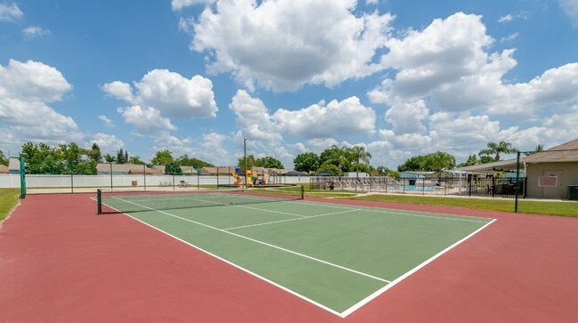 Cancha de tenis - Meadowbrook Village