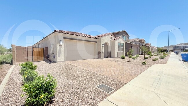 Building Photo - 5336 W Rainwater Dr