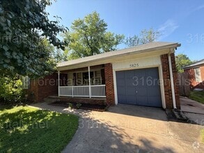 Building Photo - 5825 E Oakwood Dr