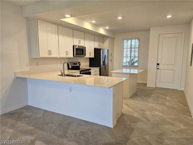 Building Photo - 5749 Double Eagle Cir