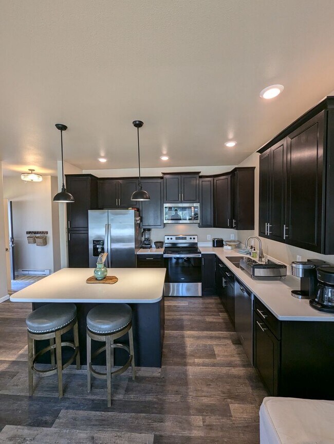 Foto del edificio - 2BD/1.5BA, Valley Condo, Utilities Include...