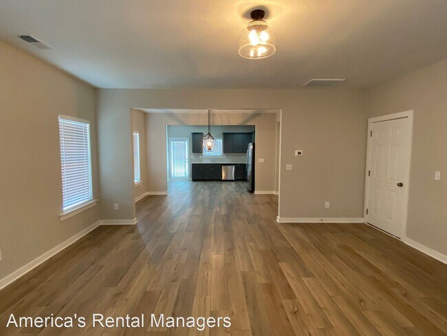 Foto del edificio - 3 br, 2 bath House - 1565 Brookhaven Drive