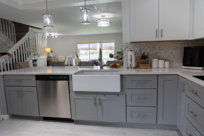 Foto del edificio - 3163 Osprey Ln