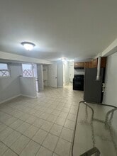 Building Photo - 86 Renee Pl