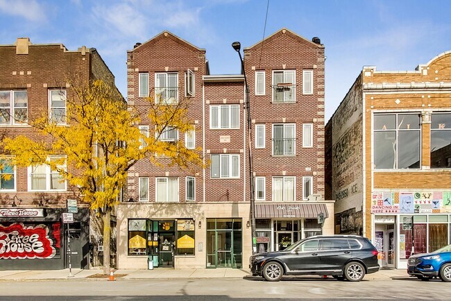 Building Photo - 1448 W Chicago Ave