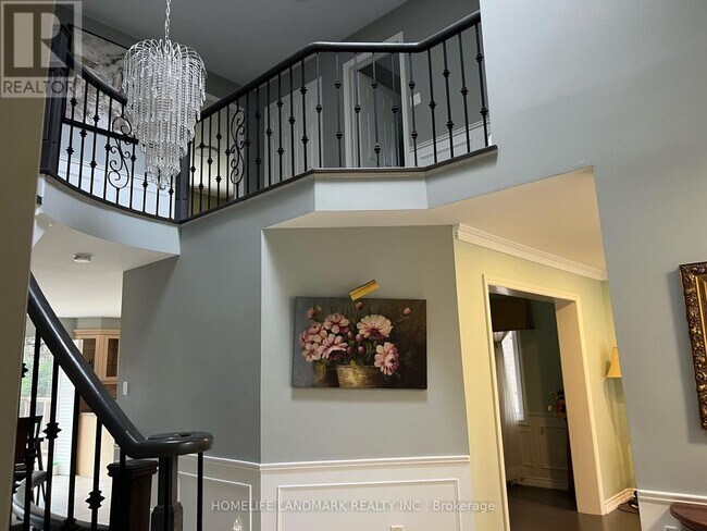 Photo du bâtiment - 17 Cygnus Dr
