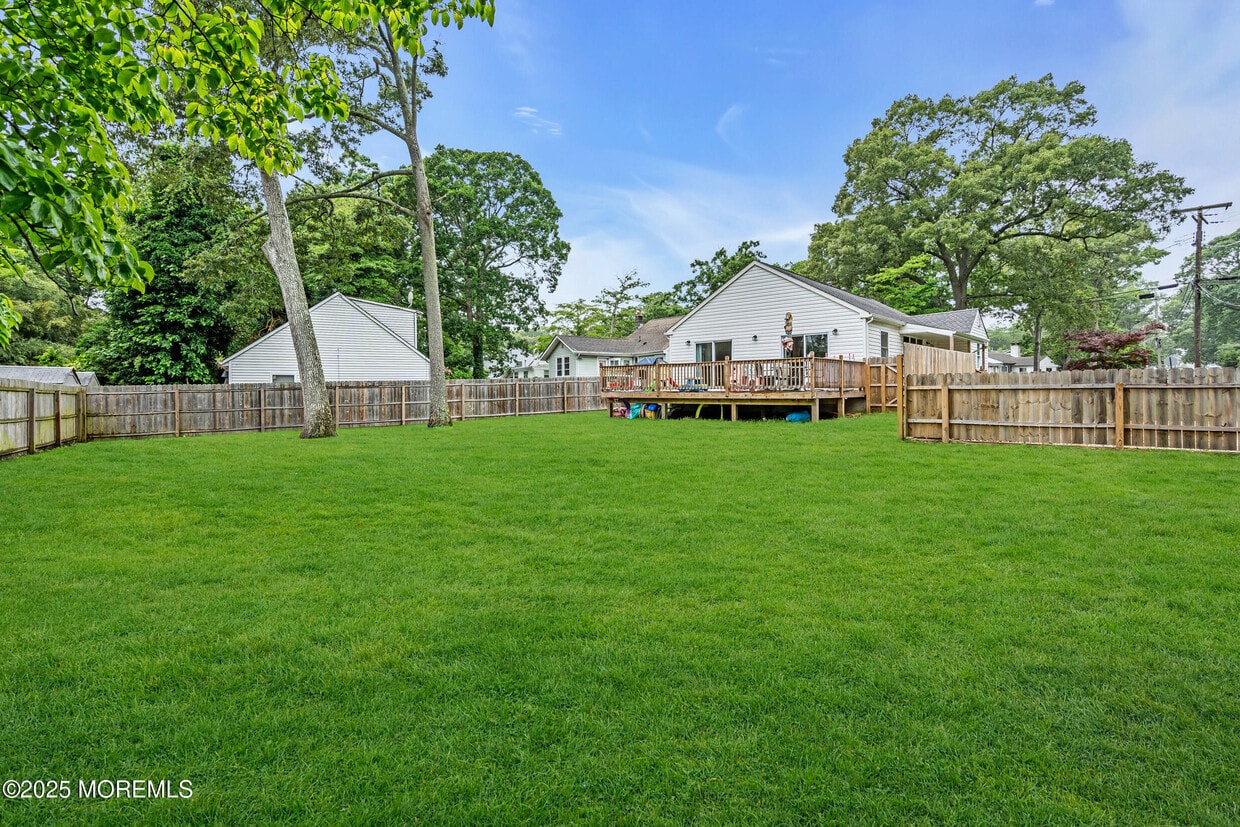 Primary Photo - 34 Chadwick Ave