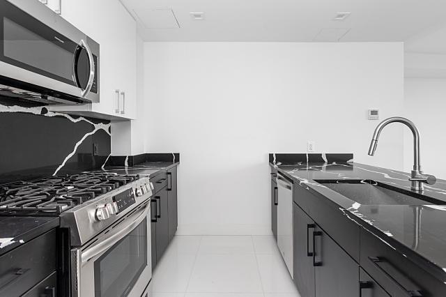 Building Photo - 1 bedroom in BRONX NY 10463