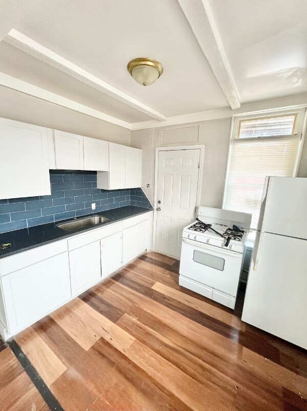 Primary Photo - 1230 E Evans Ave