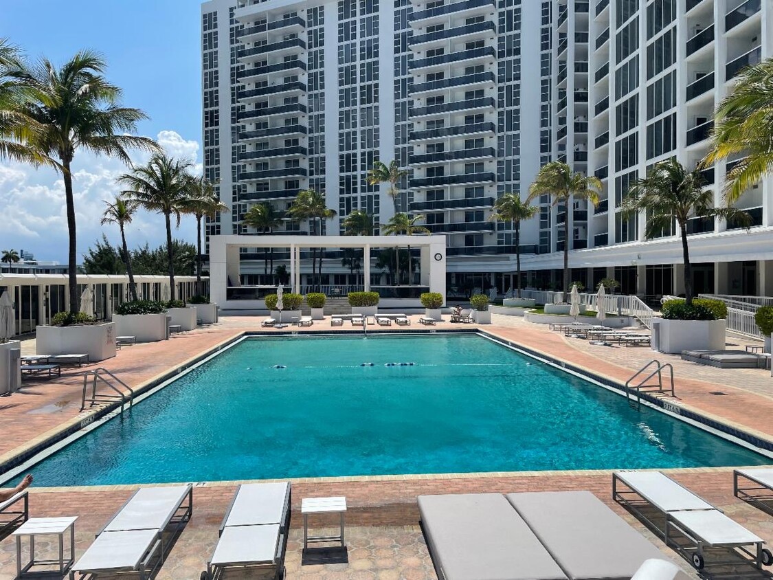 10275-collins-ave-unit-224-bal-harbour-fl-33154-condo-for-rent-in-bal-harbour-fl