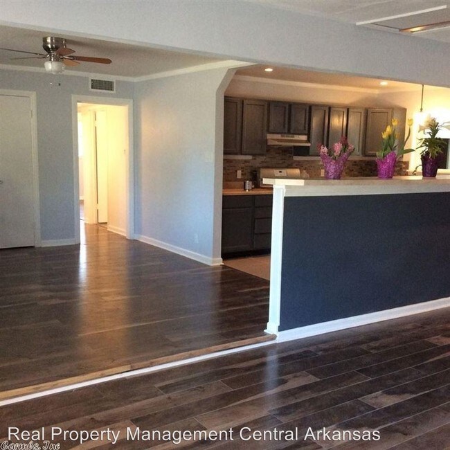 Foto del edificio - 3 br, 2 bath House - 504 Warren St.