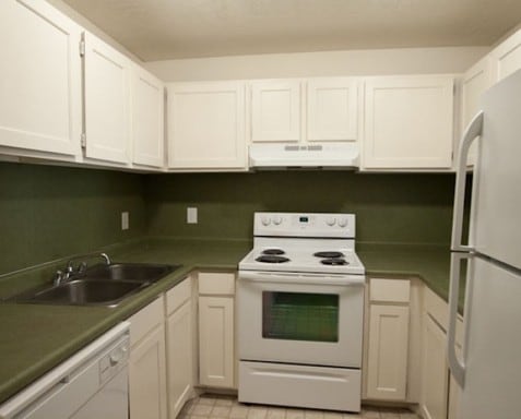 Building Photo - 1587 S Foothill Dr