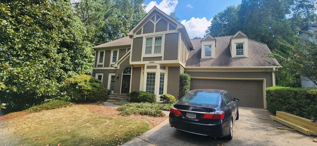 Photo - Room in House on Wynfair Dr