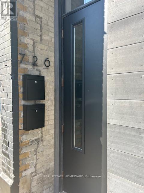 Photo du bâtiment - 726 Gerrard St E