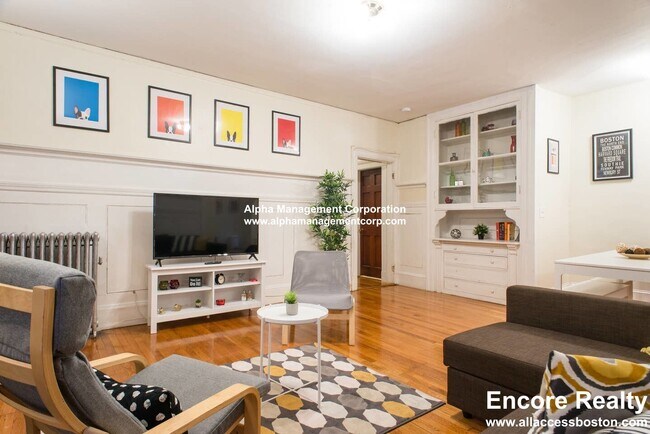 Foto del edificio - 1249 Beacon St