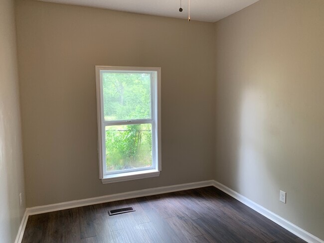 Foto del edificio - 2415 Booker St