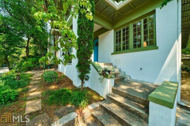 Foto del edificio - 432 8th St NE