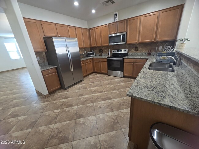 Foto del edificio - 6903 W Carson Rd