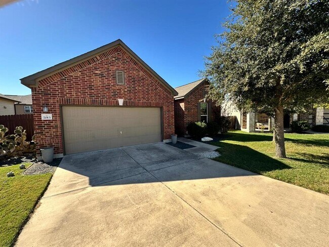 Foto del edificio - 7013 Lickeen Ct