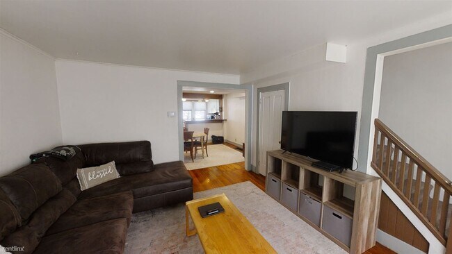 Building Photo - 3 br, 1.5 bath House - 151 Jackson St