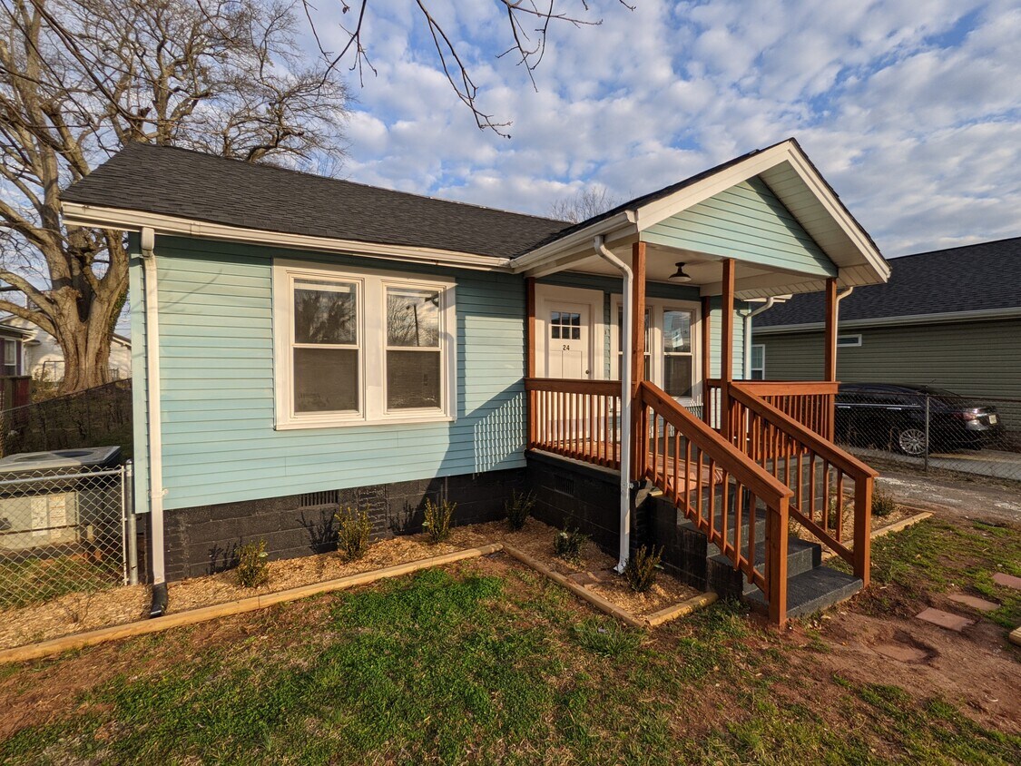 24 Earnhardt St, Greenville, SC 29609 House Rental in Greenville, SC