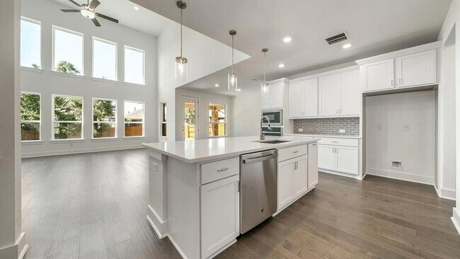 Foto del edificio - 1412 Mulberry Oak Ln