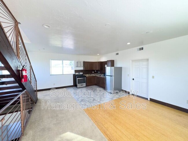 Foto del edificio - 2030 Broadway St