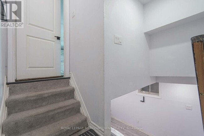 Building Photo - 462 Kingsleigh Ct