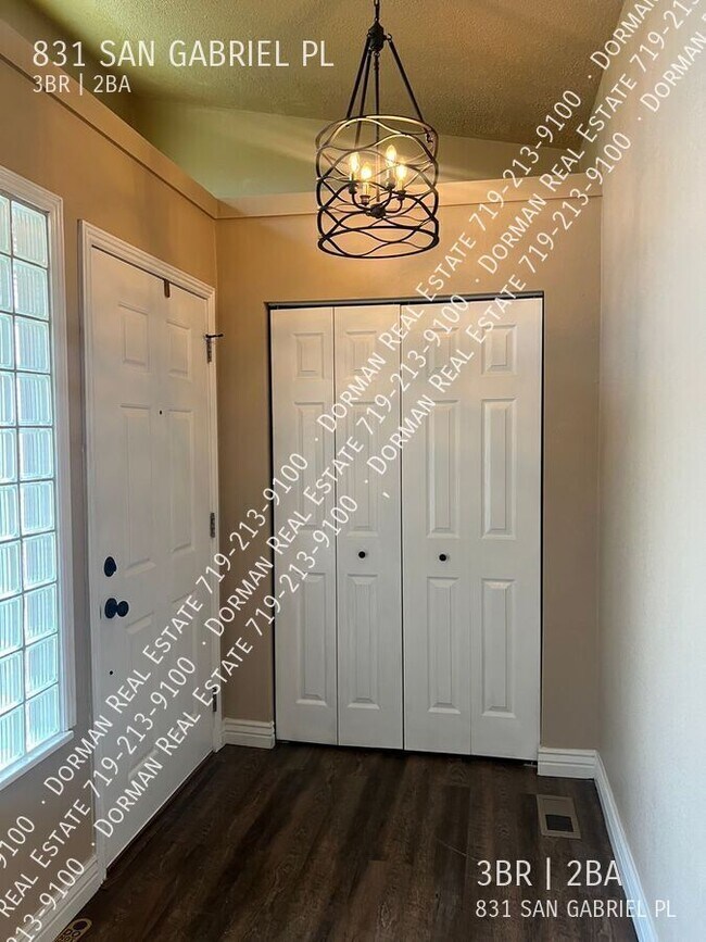 Foto del edificio - 831 San Gabriel Pl