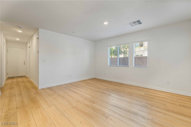 Building Photo - 147 Harper Hts Ct