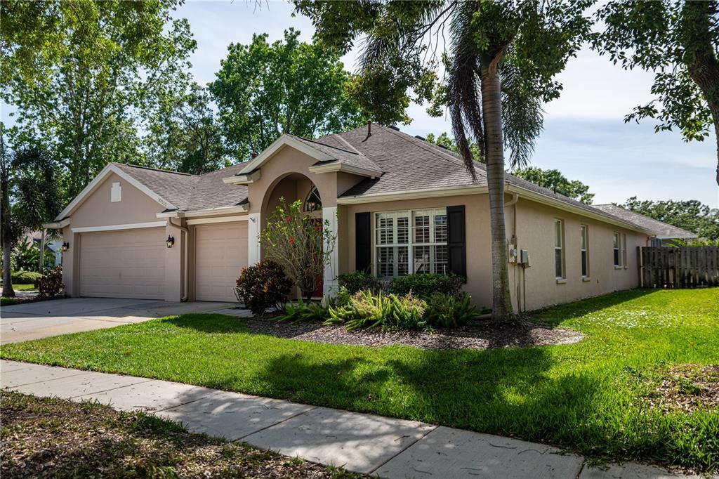 Foto principal - 10333 Abbotsford Dr