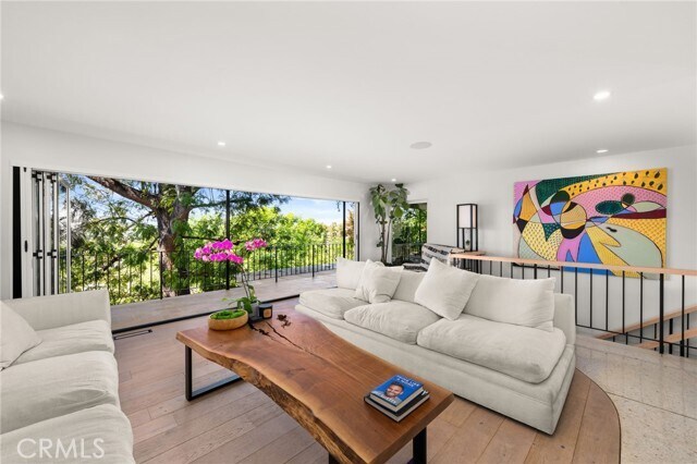 Foto del edificio - 4781 Galendo St