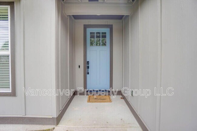 Building Photo - 15103 NE 98th Cir