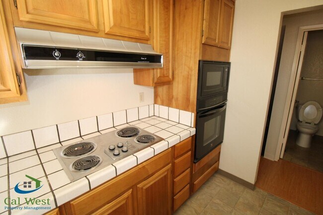 Building Photo - 16129 Loretta Ln