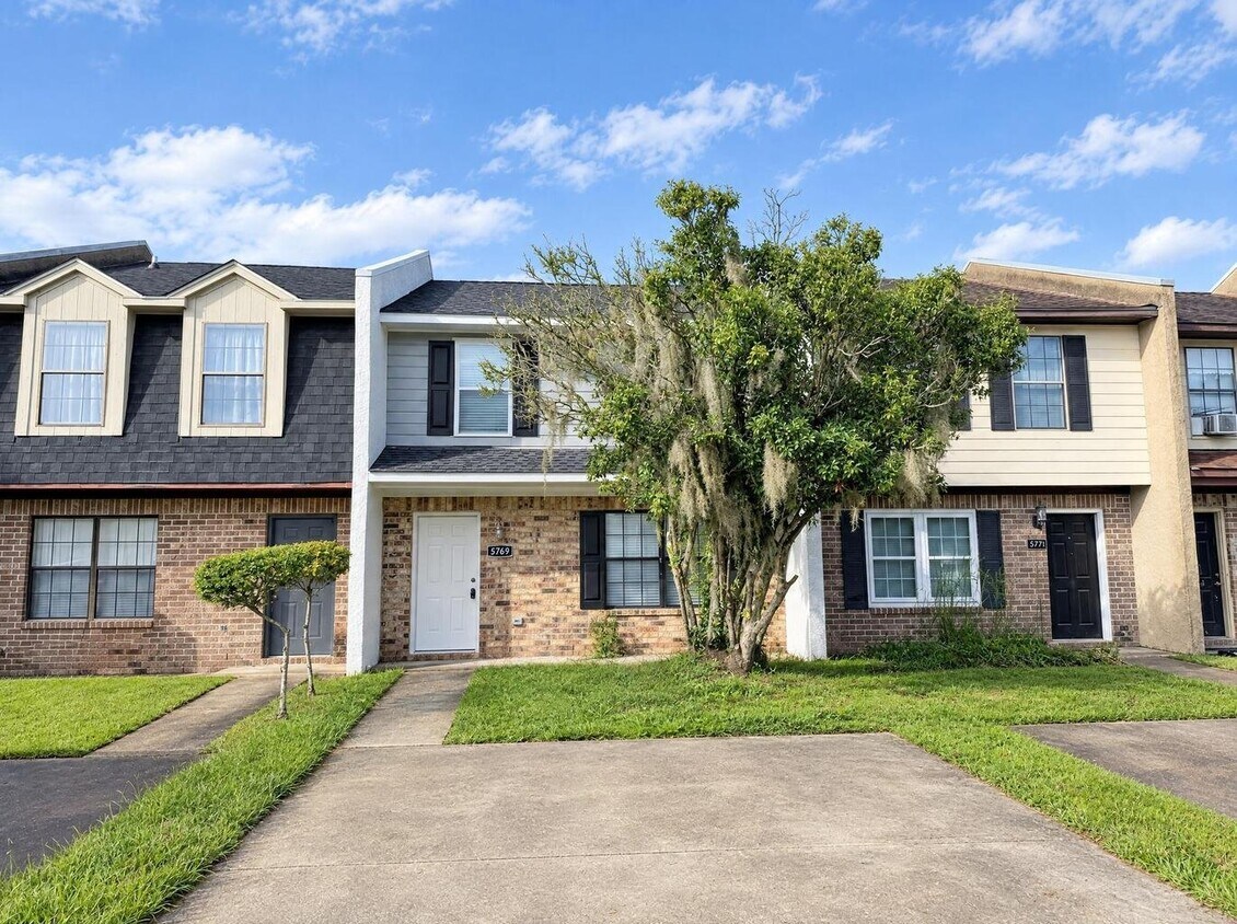 Photo - 5769 Dewsbury Ln (North Charleston, SC)