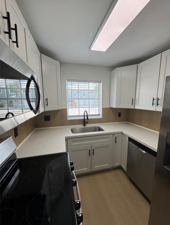 Foto del edificio - 4964 SW 122nd Terrace