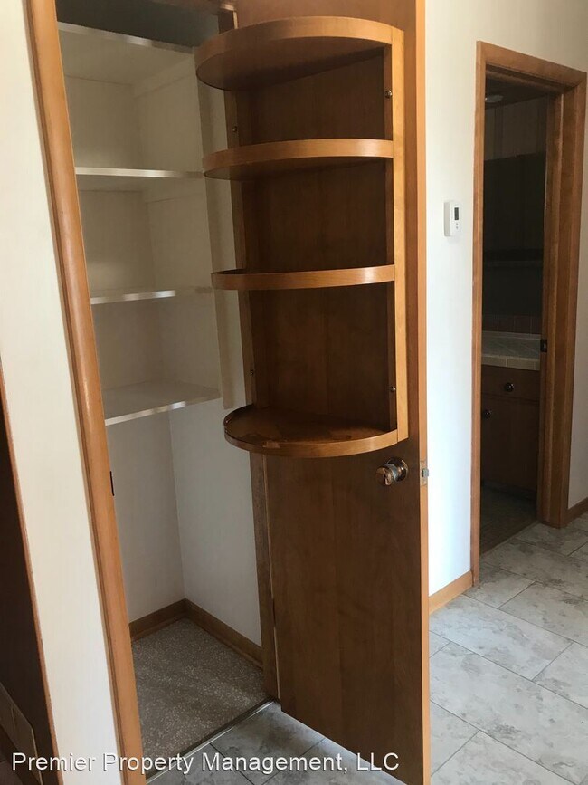 Foto del edificio - 2 br, 1.5 bath House - 1521 E. Divide