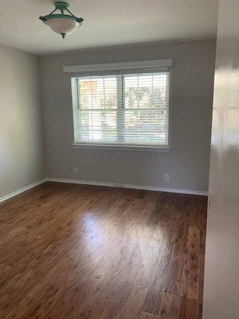 Foto del edificio - 3016 Mahanna Springs Dr