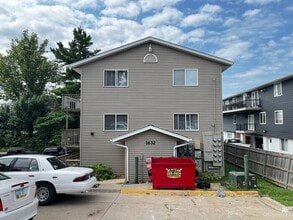 Building Photo - 1632 5th St